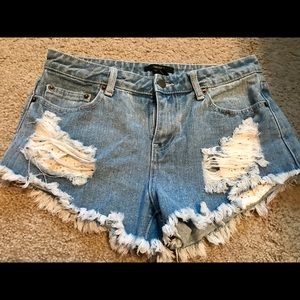 Jean shorts distressed denim - like new!!!